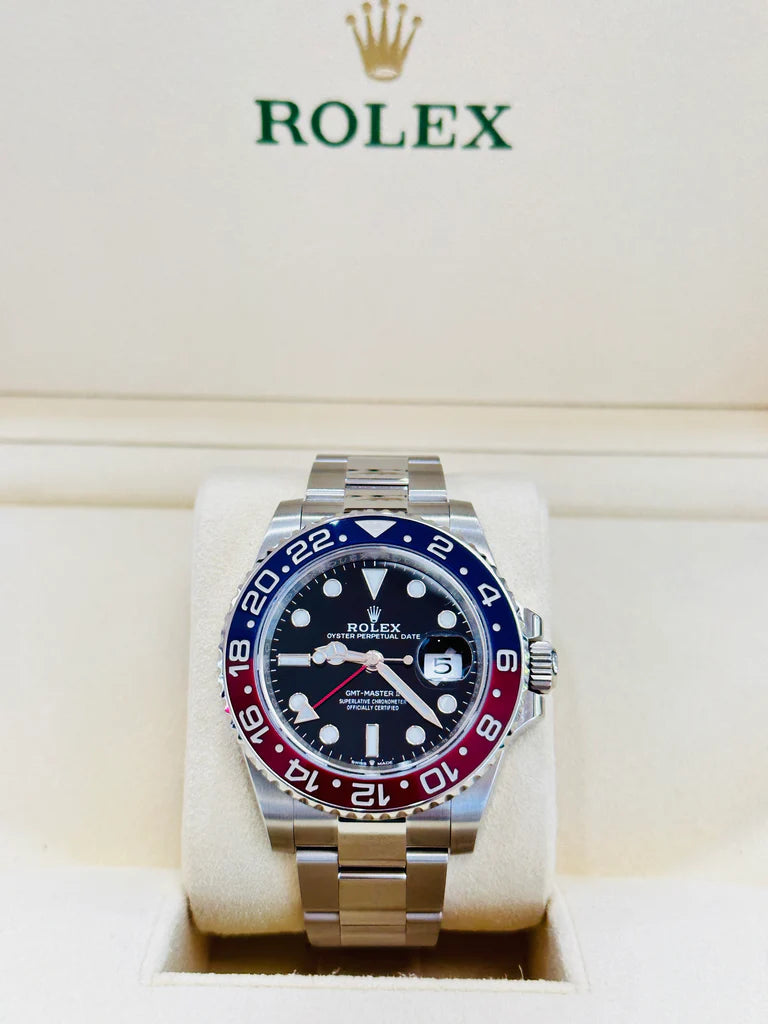 ROLE_X GMT-Master II red and blue Cerachrom bezel black dial